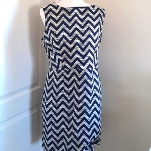 The Limited Classic Navy Blue and White Chevron Sleeveless Dress Size 10